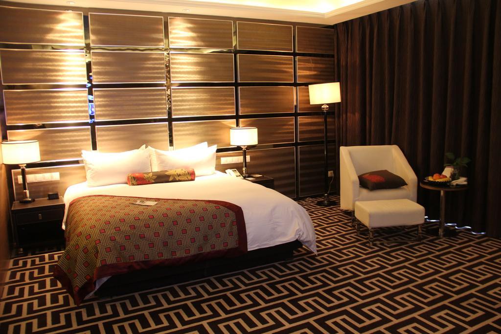Brigh Radiance Hotel Yantai Exterior photo