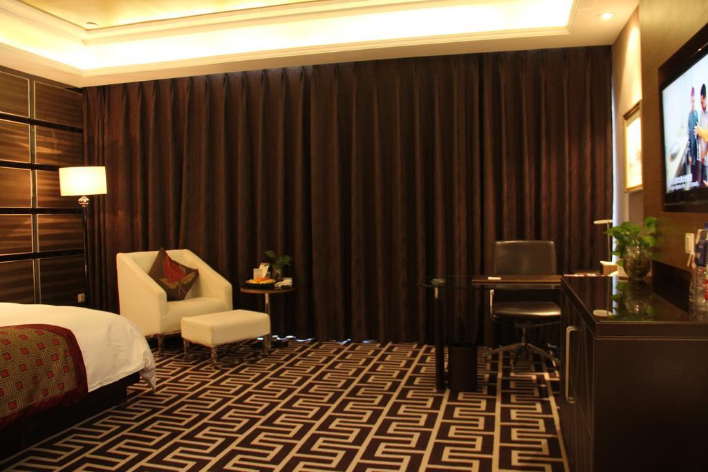 Brigh Radiance Hotel Yantai Exterior photo
