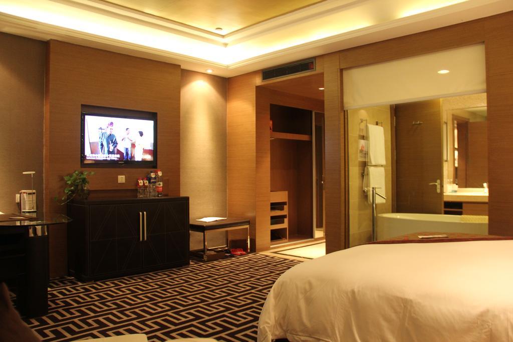 Brigh Radiance Hotel Yantai Exterior photo