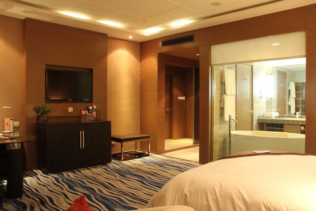 Brigh Radiance Hotel Yantai Exterior photo