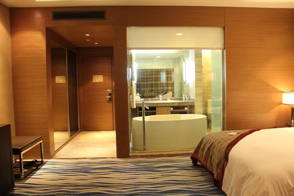 Brigh Radiance Hotel Yantai Exterior photo