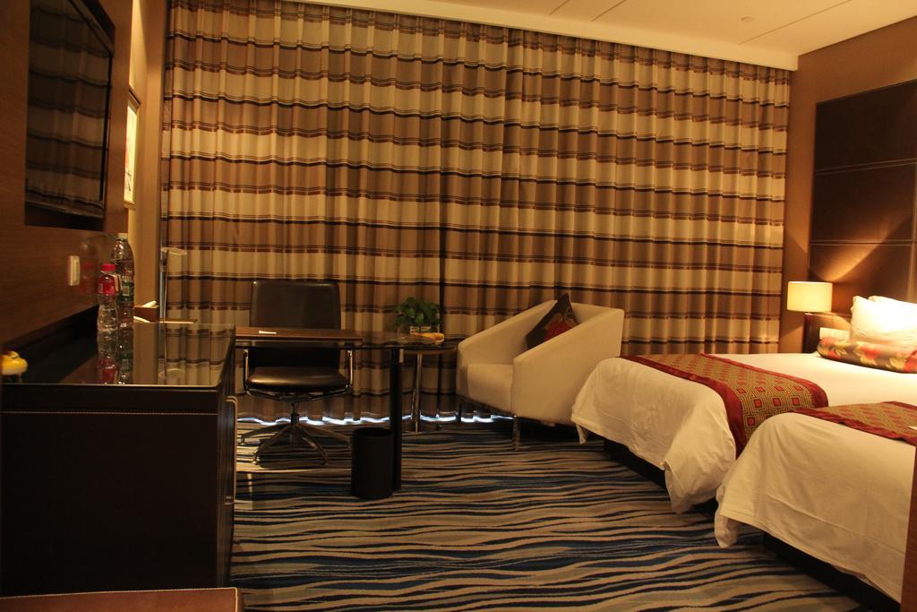 Brigh Radiance Hotel Yantai Exterior photo