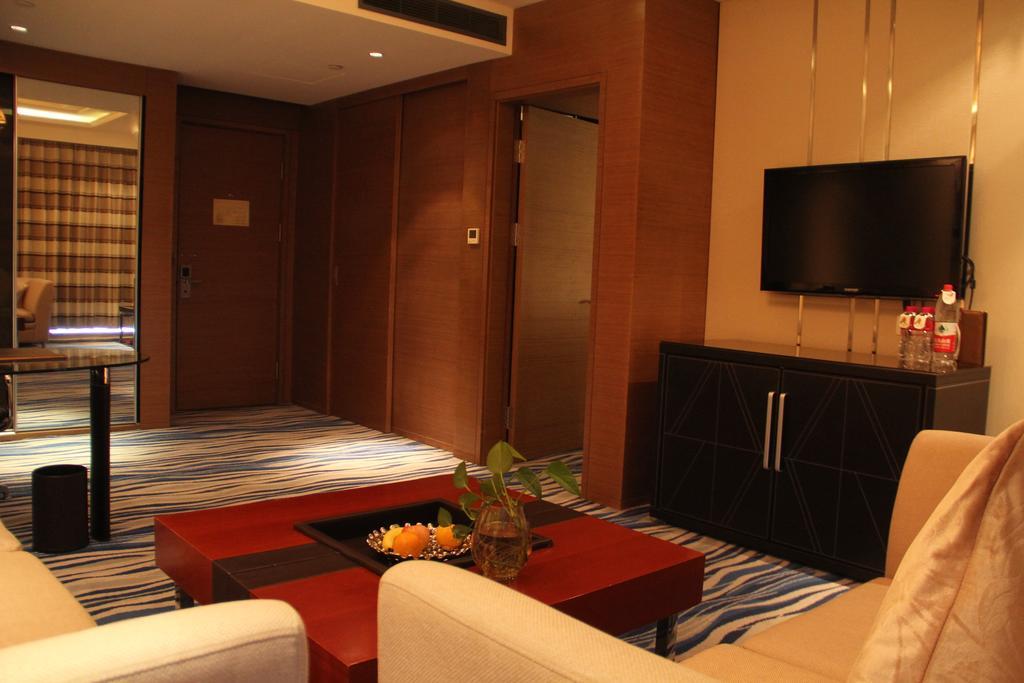 Brigh Radiance Hotel Yantai Exterior photo