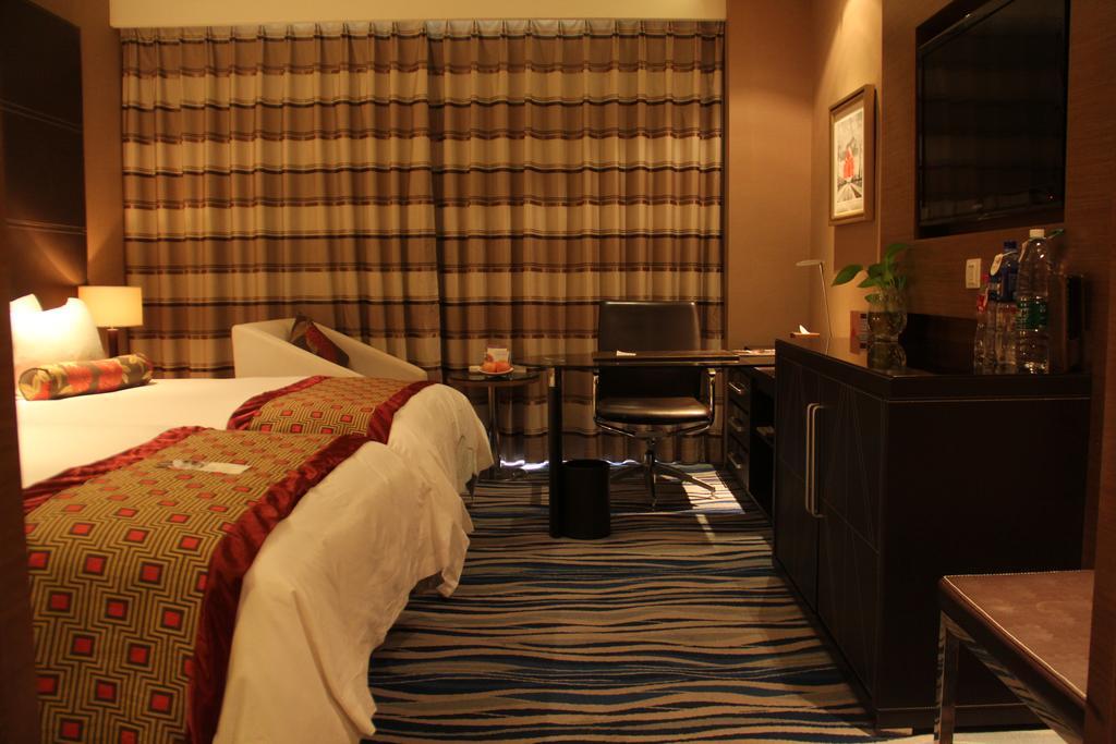Brigh Radiance Hotel Yantai Exterior photo
