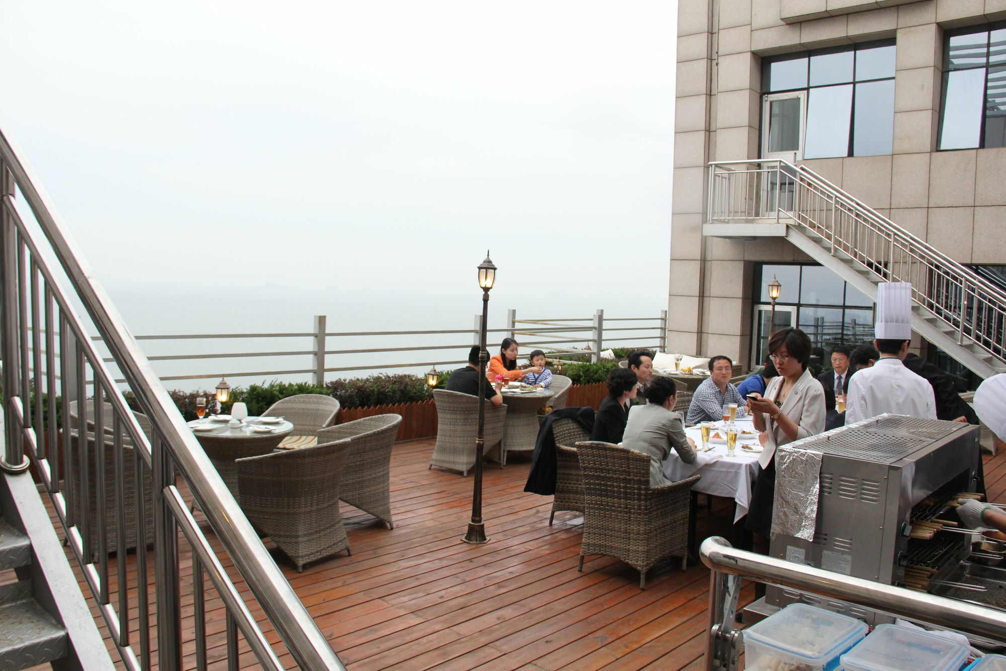 Brigh Radiance Hotel Yantai Exterior photo